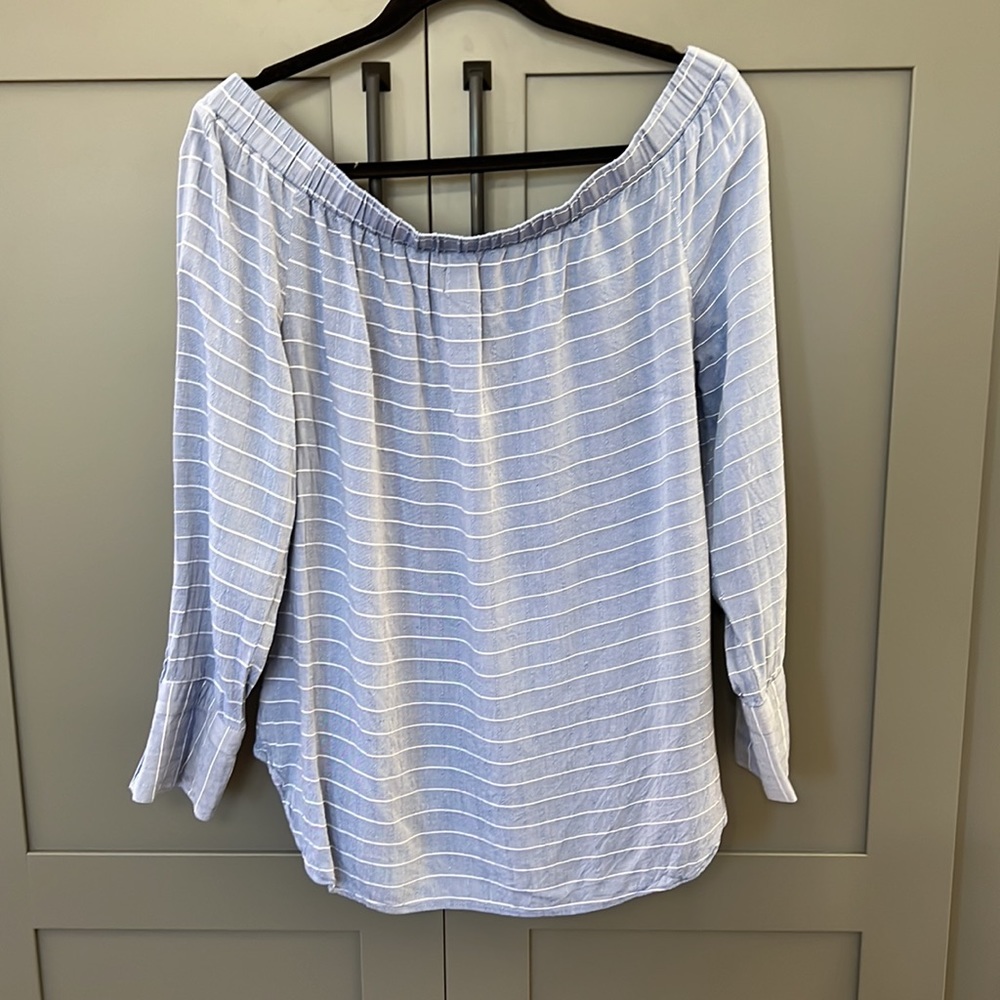 {Worthington}Sz L Blue w/White Pinstripe Off Shoulder Blouse - Picture 4 of 6